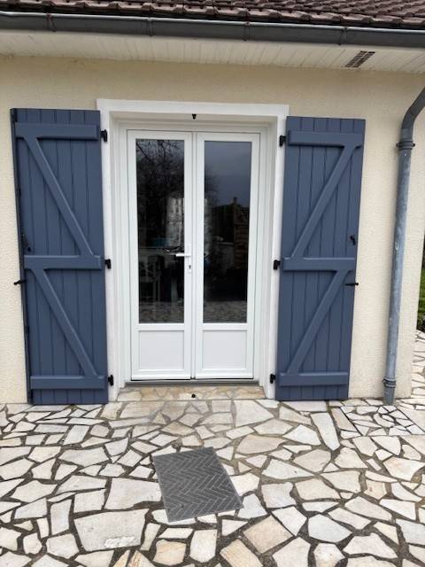 Porte fenêtre PVC FUMERON